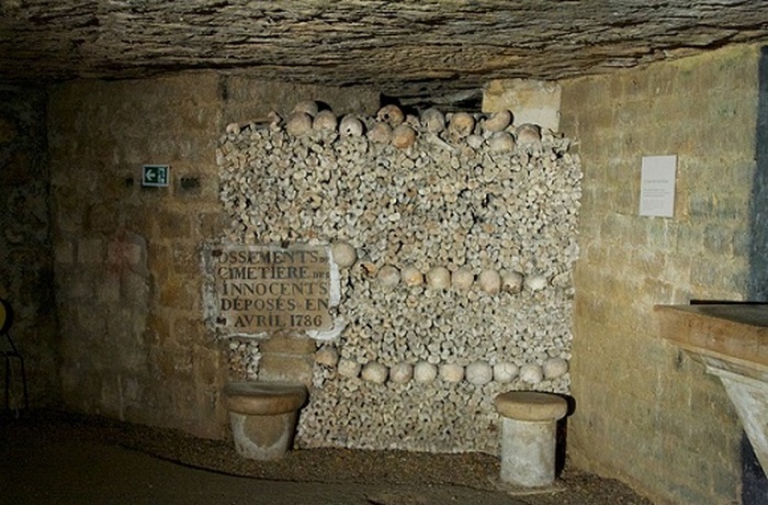 Сегодня катакомбы являются аттракционом. Сегодня катакомбы являются аттракционом.