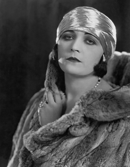 Пола Негри - звезда немого кино Пола Негри - звезда немого кино
