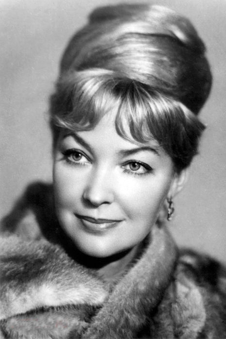 25 актрис отечественного театра и кино, которые сводили мужчин с ума одним только взглядом () 25 актрис отечественного театра и кино, которые сводили мужчин с ума одним только взглядом