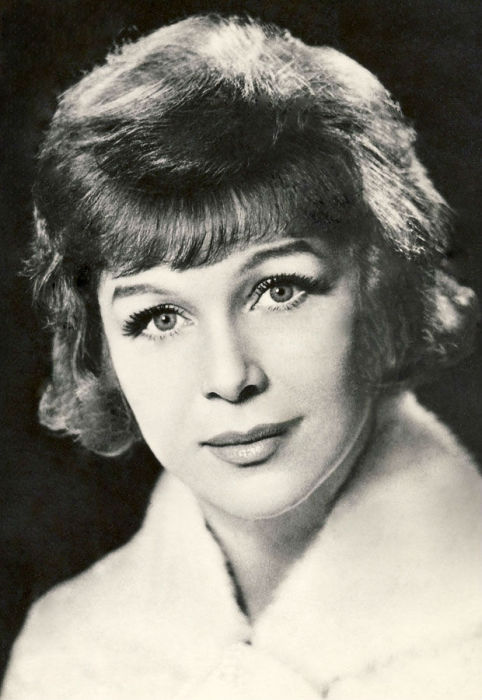 25 актрис отечественного театра и кино, которые сводили мужчин с ума одним только взглядом () 25 актрис отечественного театра и кино, которые сводили мужчин с ума одним только взглядом