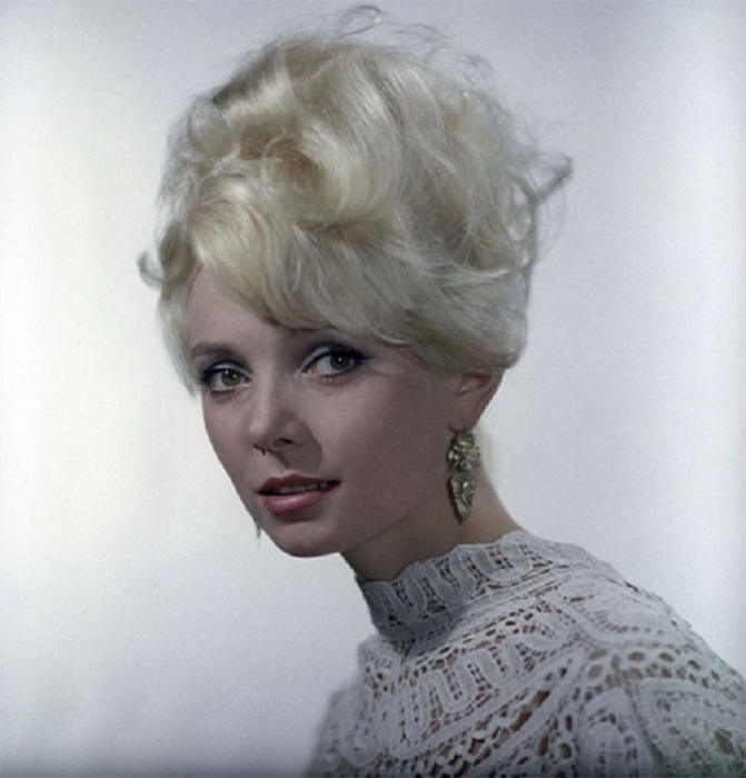 25 актрис отечественного театра и кино, которые сводили мужчин с ума одним только взглядом () 25 актрис отечественного театра и кино, которые сводили мужчин с ума одним только взглядом