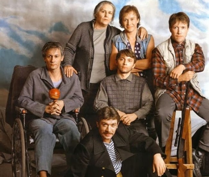 Афиша фильма *Мама*, 1999 Афиша фильма *Мама*, 1999