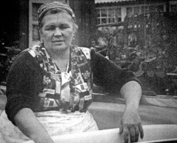 Нинель Овечкина, мать семейства Нинель Овечкина, мать семейства