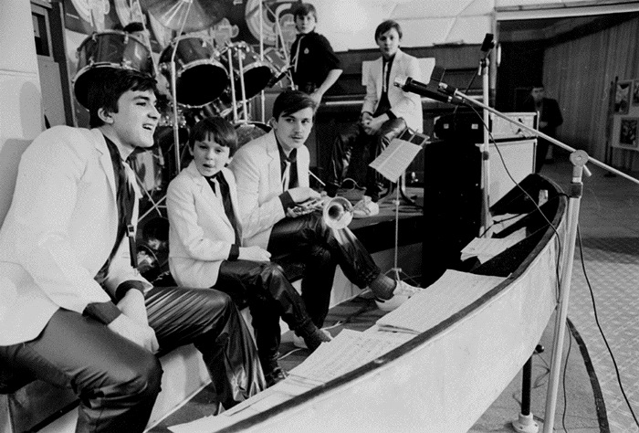 Джаз-бэнд *Семь Симеонов* Джаз-бэнд *Семь Симеонов*