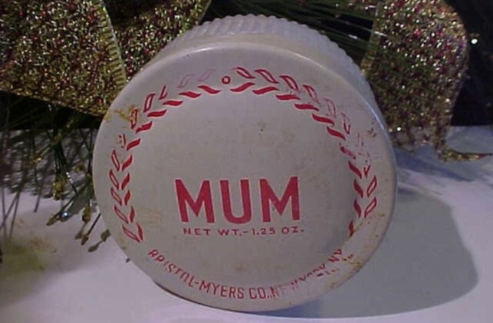 Шокирующие факты о быте и гигиене женщин Европы в XVIII-XIX веках () Шокирующие факты о быте и гигиене женщин Европы в XVIII-XIX веках