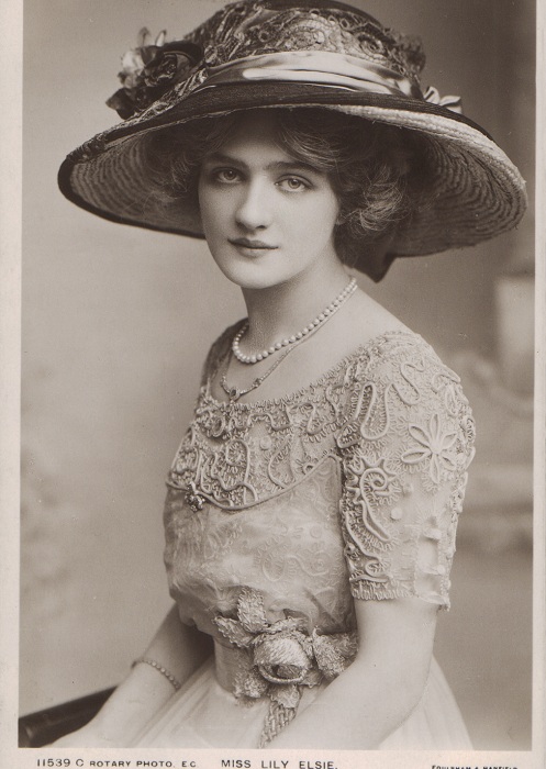 Лили Элси - девушка с открыток. | Фото: gopixpic.com. Лили Элси - девушка с открыток. | Фото: gopixpic.com.