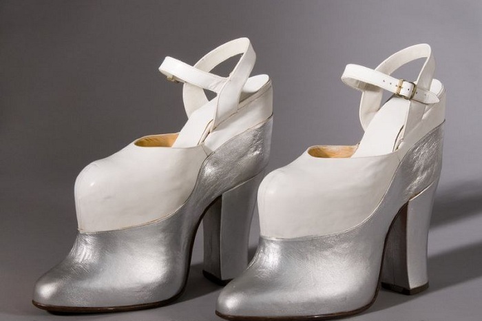 Туфли на платформе актрисы Мэй Уэст.