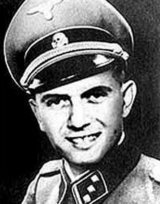 Основатель и лидер колонии Пауль Шефер. Осторожно, нацизм. Основатель и лидер колонии Пауль Шефер. Осторожно, нацизм.