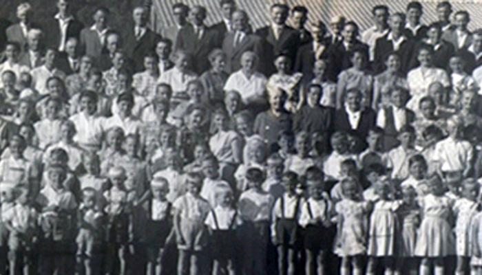 Нацистская паства. Осторожно, нацизм. Нацистская паства. Осторожно, нацизм.