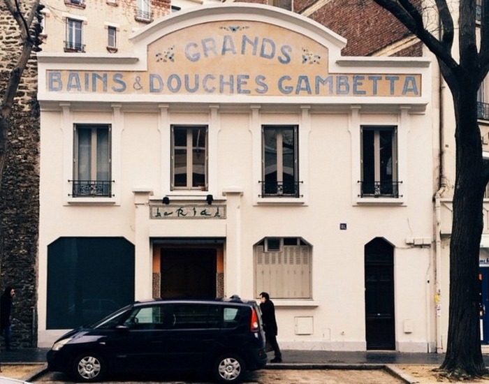 Первые бани стали для парижан больше роскошью, чем средством гигиены.