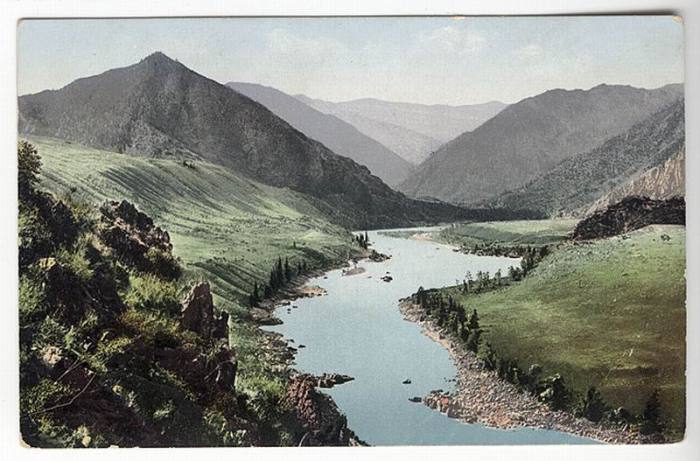 Долина реки Катуни близ Тогус-Кана. 1907-1914 год. Фото: Sergey Borisov.