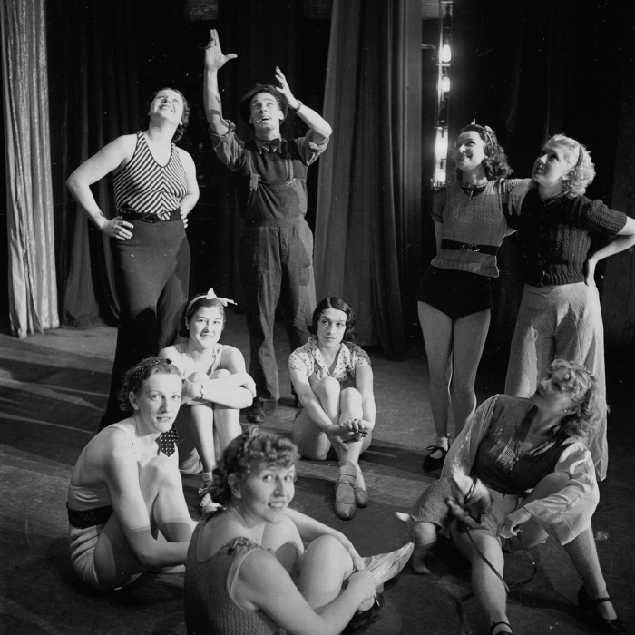 За кулисами. Shou Girls, или зрелищные постановки с полуобнажёнными девицами в кабаре «Фоли-Бержер», 1918 - 1937 гг.