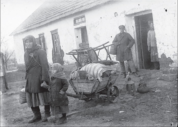 Переезд. Донецкой область, село Удачное, 1930 год. 