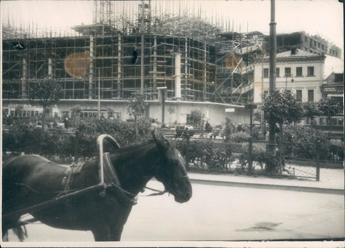 Строительство здания телеграфа, 1920-е годы. Строительство здания телеграфа, 1920-е годы.