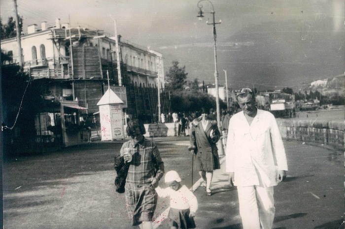 Набережная Ялты, 1928 год. Набережная Ялты, 1928 год.