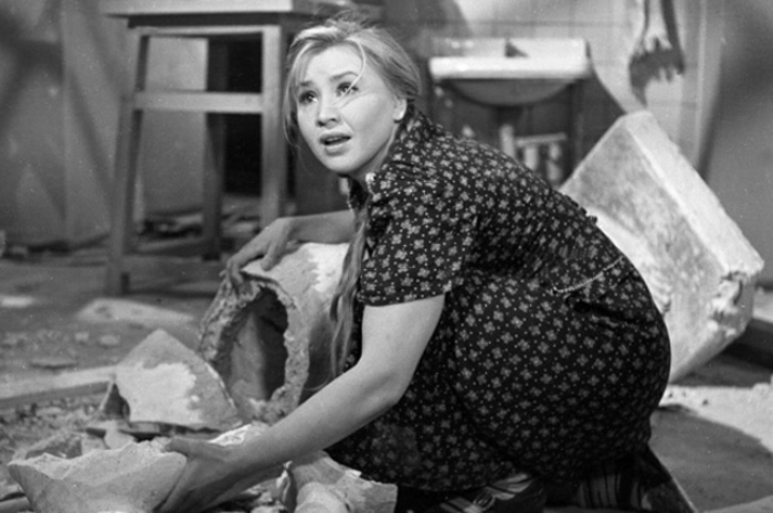Екатерина Савинова в роли Фроси Бурлаковой, 1962 | Фото: peoples.ru