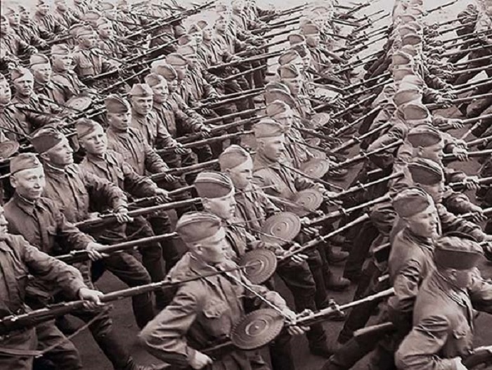 И сразу на фронт...