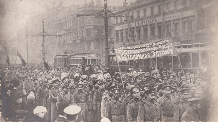 Эстонская манифестация на Невском проспекте. Петроград, 26 марта 1917 года. Эстонская манифестация на Невском проспекте. Петроград, 26 марта 1917 года.