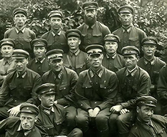 После переподготовки офицеров в Ленинградской школе летчиков.Гатчина,1935 год.