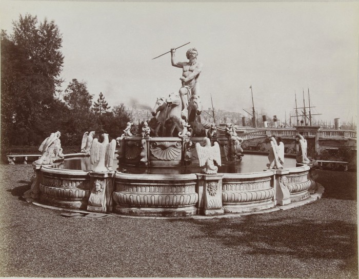 Украшение площади Пьяцца-дель-Принсипе. Украшение площади Пьяцца-дель-Принсипе.