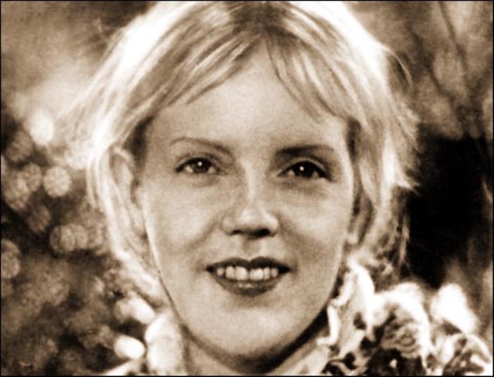 Знаменитая советская актриса Марина Ладынина | Фото: kino-teatr.ru Знаменитая советская актриса Марина Ладынина | Фото: kino-teatr.ru