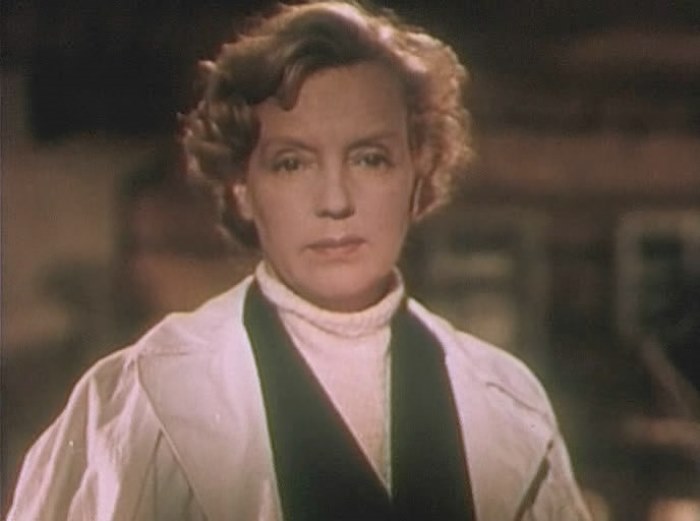 Марина Ладынина в фильме *Испытание верности*, 1954 | Фото: kino-teatr.ru Марина Ладынина в фильме *Испытание верности*, 1954 | Фото: kino-teatr.ru