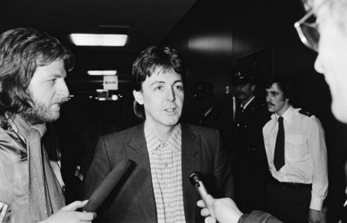 Пол Маккартни хитрит. Пол Маккартни хитрит.