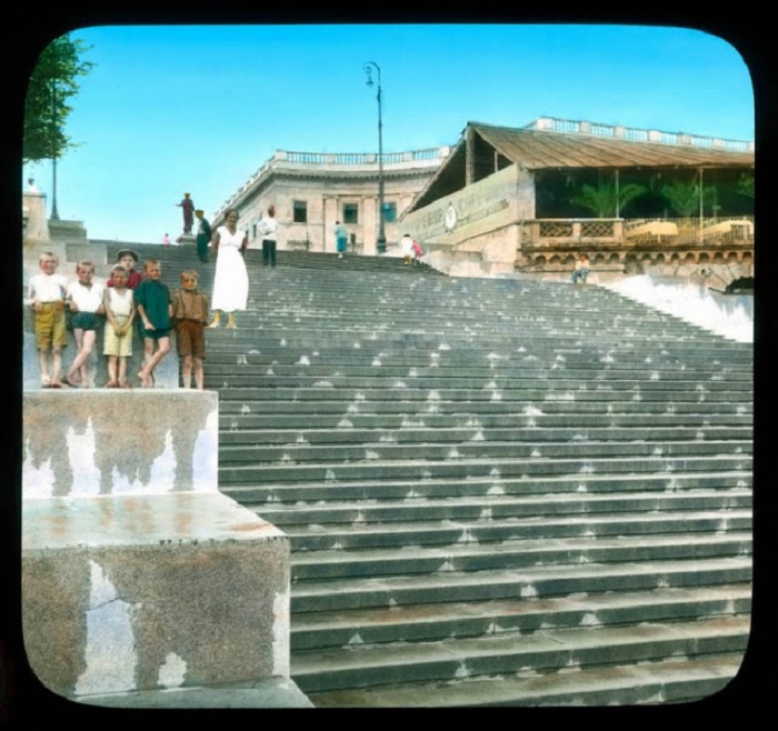 Потёмкинская лестница-одна из красивейших лестниц в мире. Потёмкинская лестница-одна из красивейших лестниц в мире.