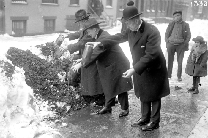 Уничтожение спиртного и потеря налоговых поступлений. Уничтожение спиртного и потеря налоговых поступлений.