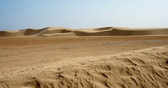 Спорная территория Бир Тавиль. Спорная территория Бир Тавиль.