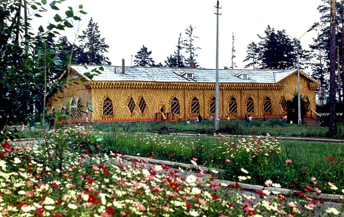 Городской ресторан. Городской ресторан.