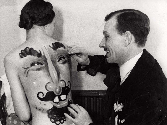 Винтажный body art. Винтажный body art.