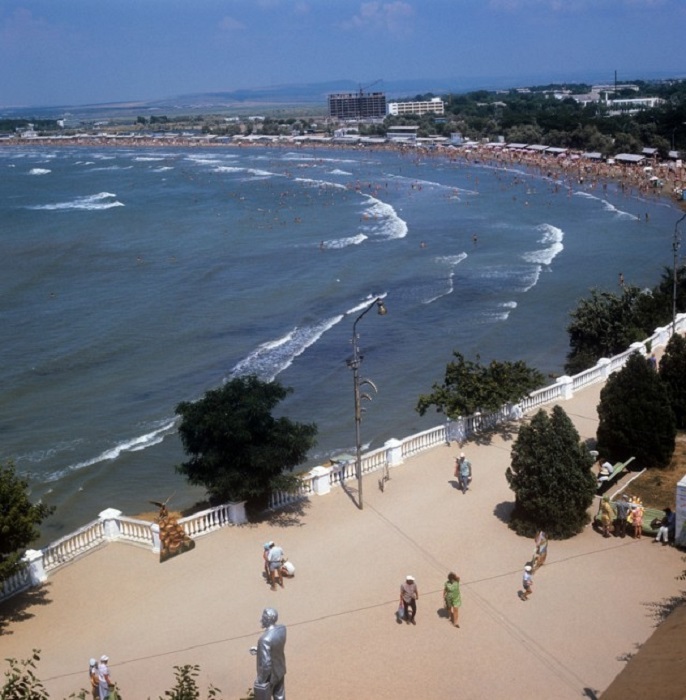 Город-курорт на черноморском побережье Краснодарского края. Город-курорт на черноморском побережье Краснодарского края.