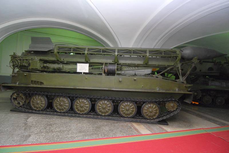 Тактический ракетный комплекс 2К1 «Марс» Тактический ракетный комплекс 2К1 «Марс»