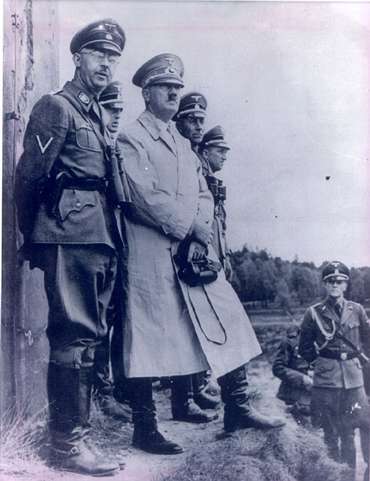 енрих Гиммлер и Адольф Гитлер енрих Гиммлер и Адольф Гитлер