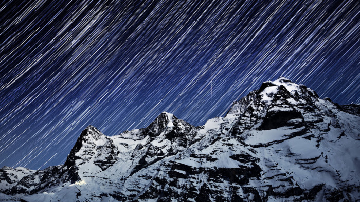 Горная вершина в Бернских Альпах, высота 3970 метров над уровнем моря. Горная вершина в Бернских Альпах, высота 3970 метров над уровнем моря.