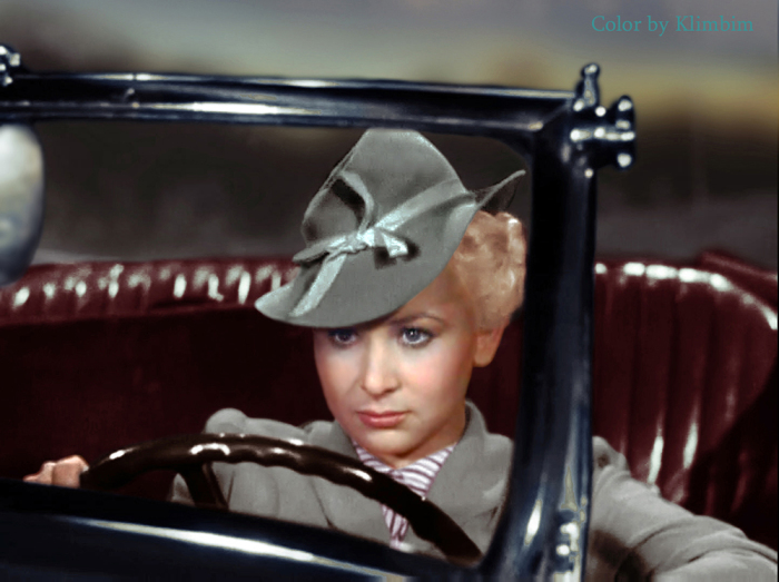 Советская актриса театра и кино. Советская актриса театра и кино.