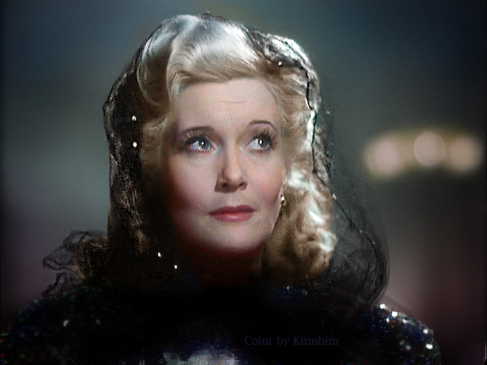 Советская актриса, имя которой уже давно стало негласным символом всего советского кинематографа. Советская актриса, имя которой уже давно стало негласным символом всего советского кинематографа.