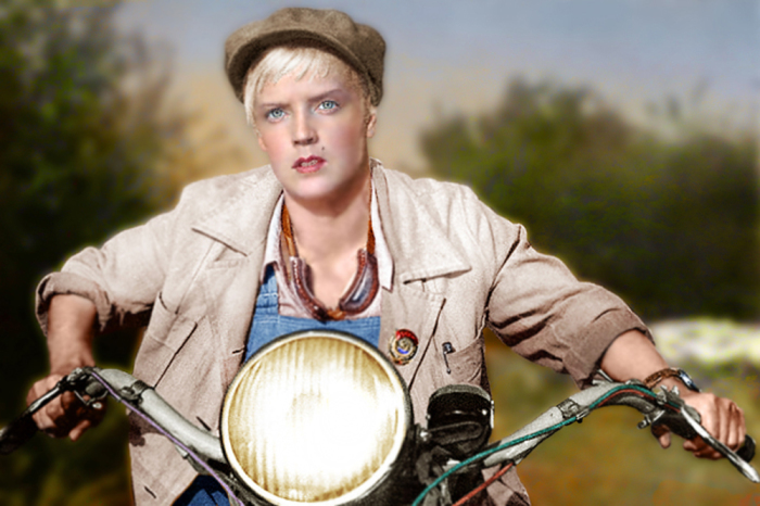 Актриса, доказывшая, что и дочь простых крестьян может стать великой артисткой. Актриса, доказывшая, что и дочь простых крестьян может стать великой артисткой.