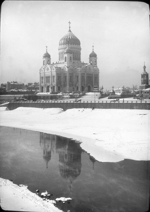 Кафедральный соборный храм Христа Спасителя в Москве. СССР, 1929 год. Кафедральный соборный храм Христа Спасителя в Москве. СССР, 1929 год.