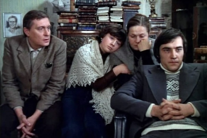 Кадр из фильма *Осенний марафон*, 1979 | Фото: aif.ru Кадр из фильма *Осенний марафон*, 1979 | Фото: aif.ru