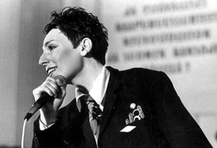 Жанна Агузарова – эпатажная, эксцентричная и талантливая. Жанна Агузарова – эпатажная, эксцентричная и талантливая.