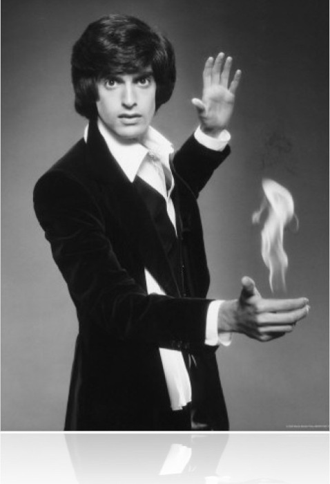 Дэвид Копперфильд в юности. | Фото: net-worths.org. Дэвид Копперфильд в юности. | Фото: net-worths.org.