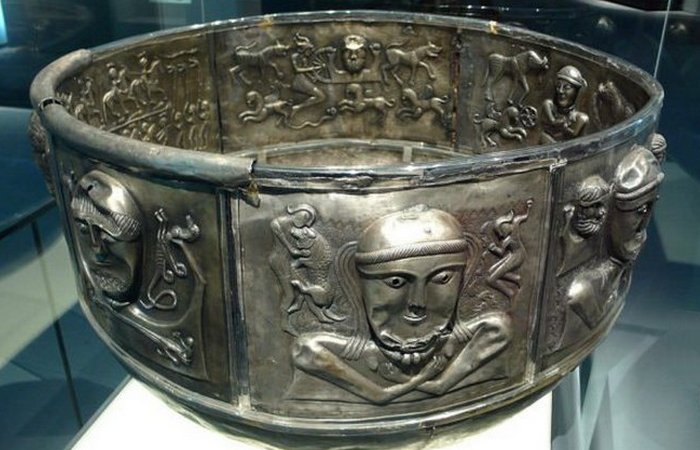 Скандинавское застолье./фото: magmens.com Скандинавское застолье./фото: magmens.com