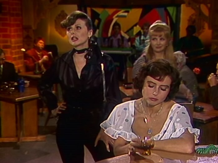 Кадр из телепередачи *Кабачок 13 стульев* | Фото: fenixclub.com Кадр из телепередачи *Кабачок 13 стульев* | Фото: fenixclub.com