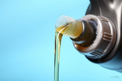 Севастопольский таможенник продал "налево" почти тонну дизеля