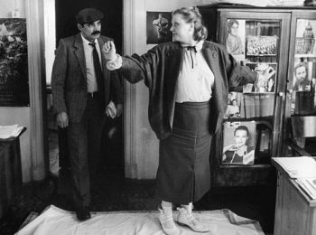 Светлана Крючкова и Александр Панкратов-Чёрный на съёмках фильма «Курьер» (режиссёр Карен Шахназаров), 1986