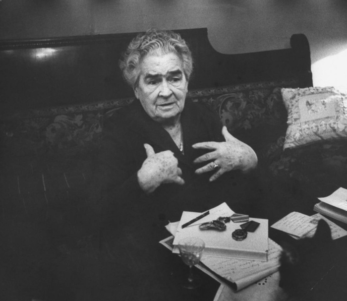 Русская актриса Ольга Книппер. СССР, Москва, 1955 год. Русская актриса Ольга Книппер. СССР, Москва, 1955 год.