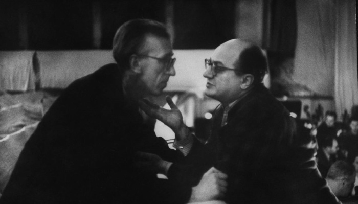 Композитор Дмитрий Кабалевский и дирижер Мелик-Пашаев. СССР, Москва, 1955 год. Композитор Дмитрий Кабалевский и дирижер Мелик-Пашаев. СССР, Москва, 1955 год.