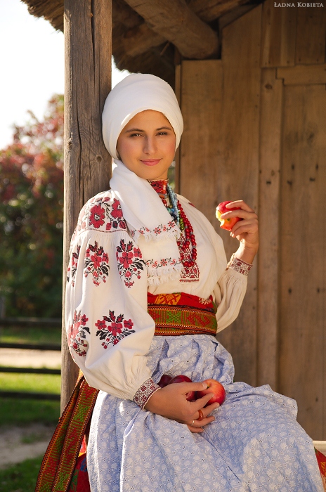 Анна Сеник. Полтавчанка Анна Сеник. Полтавчанка